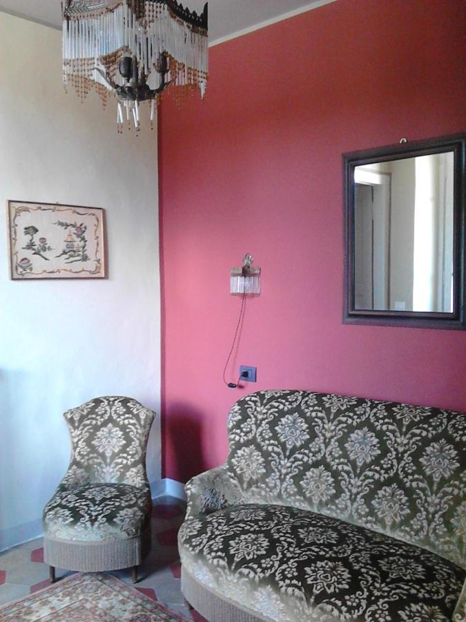 La Seca - Antico Albergo Alzese Pella Bagian luar foto