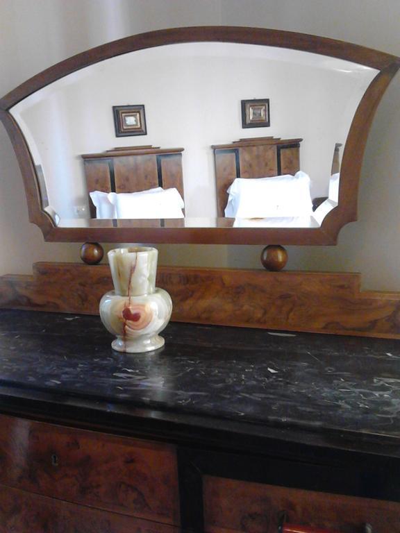 La Seca - Antico Albergo Alzese Pella Bagian luar foto