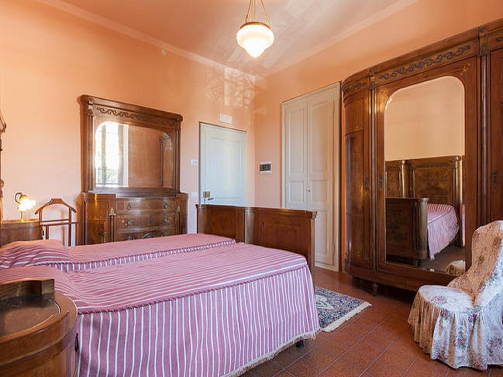 La Seca - Antico Albergo Alzese Pella Bagian luar foto
